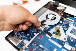 Read more about the article «Устройство работает неправильно» в Windows: как найти причину